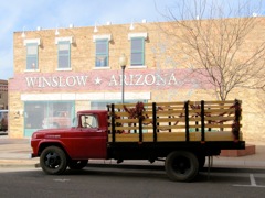 A real flatbed Ford, a '50s F500